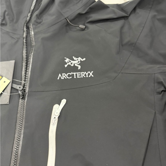Arcteryx SV Jacket Men’s Large - Picture 2 of 5
